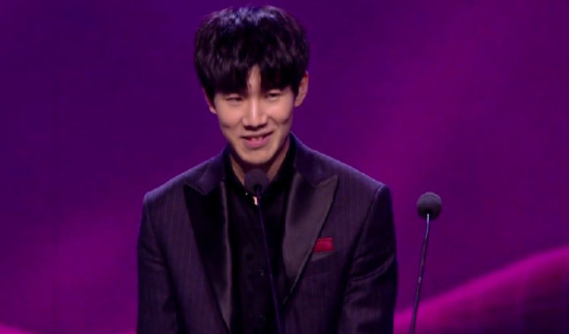 破了传统保 破了传统保