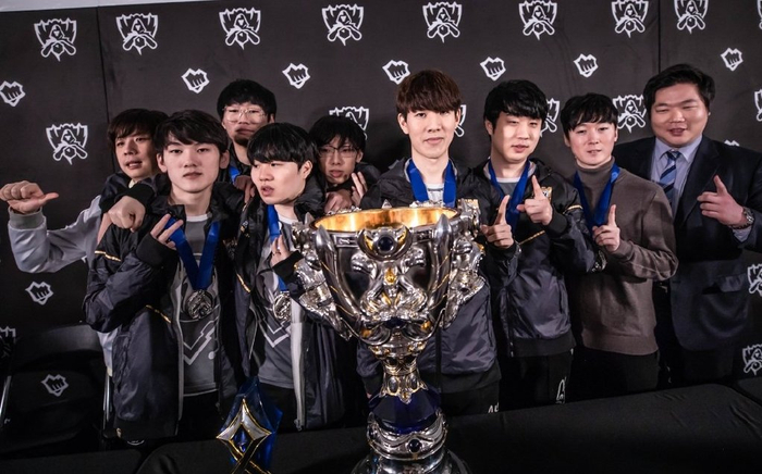 这次球场扩 这次球场扩