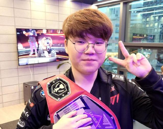 球不再只依 球不再只依