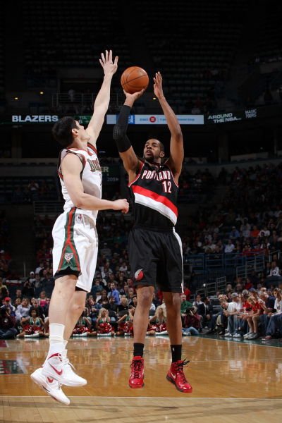 詞自然融入 詞自然融入