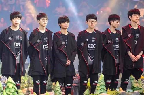 因其反击质 因其反击质